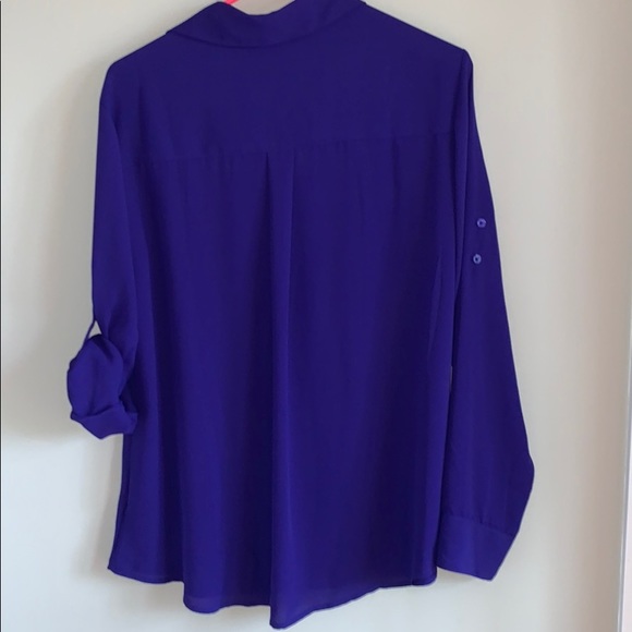 Express button down blouse - Picture 2 of 4